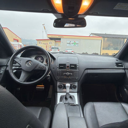 Mercedes-Benz C200